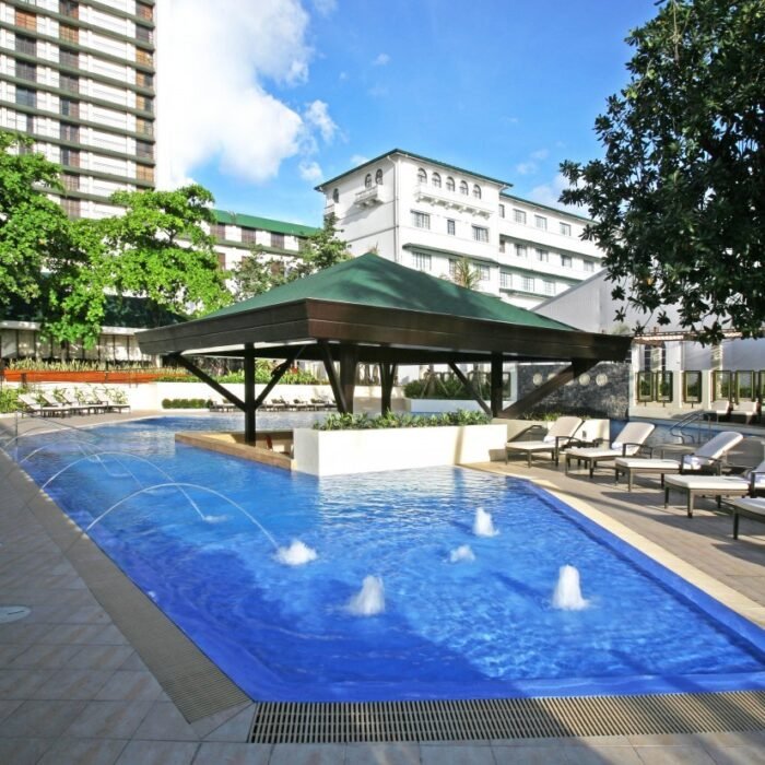 manila_hotel-main_pool_day
